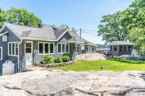 Lake Muskoka Cottage one thousand and one night